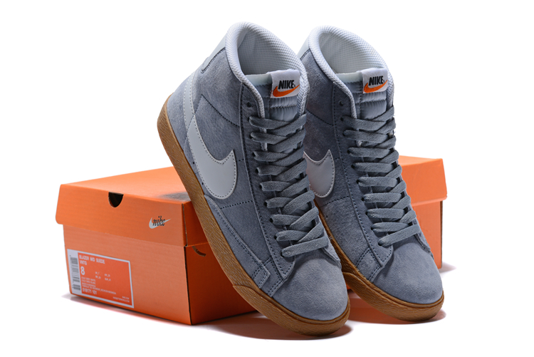 Women Nike Blazer Mid PRM VNTG Grey Gum Sole Shoes - Click Image to Close